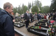 Фото 12: У Львові влада держави та міста вшанували пам’ять Героїв