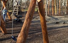 Фото 4: Ще два майданчики оновили в парку Виговського