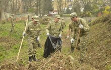Фото 8: До прибирання міста в рамках кампанії «З нами місто розквітає» долучилось понад 4,6 тис людей