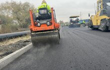 Фото 5: На вул. Пластовій, де була ґрунтова дорога, постелили асфальт