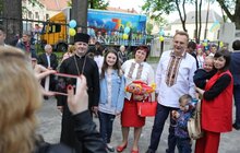 Фото 5: Андрій Садовий привітав мешканців Дублян з Днем міста