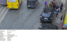 Фото 45: За вчорашній день працівники ЛКП «Львівавтодор» зафіксували 46 випадків порушень правил дорожнього руху через неналежне паркування