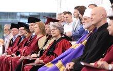 Фото 6: Мер Львова привітав випускників УКУ