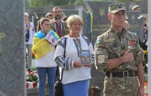 Фото 6: День Незалежності розпочався з молитви на Личаківському кладовищі