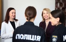 Фото 2: Жіноче лідерство в дії: у Ратуші обговорили роль молодих лідерок у час війни