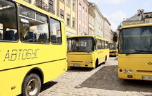 Фото 4: На площі Ринок провели соціальну акцію «Екскурсія Львовом, яка ніколи не відбудеться»