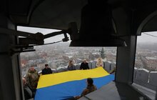 Фото 9: Над вежею львівської Ратуші урочисто підняли національний прапор