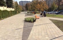 Фото 7: На вул. Генерала Чупринки облаштували новий громадський простір