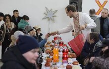 Фото 13: Спільнота взаємодопомоги «Оселя» організувала для потребуючих львів’ян Святвечір