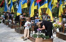 Фото 12: На Личаківському кладовищі помолилися за полеглих Захисників і Захисниць України (фото)