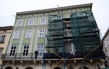 Фото 9: Підприємець відреставрував фасад будинку на пл.Ринок, 45