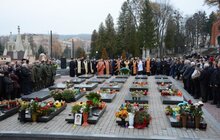Фото 16: У Львові вшанували загиблих під час Революції Гідності