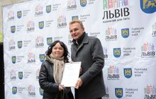 Фото 7: 100 успішним педагогам Львова вручили по 25 тисяч гривень