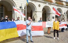 Фото 14: На пл. Ринок у Львові відкрили виставку «Рік спротиву: як по(в)стає Білорусь»