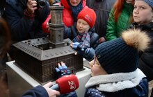 Фото 10: У Львові незрячі зможуть «побачити» Ратушу на дотик
