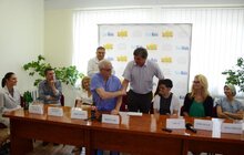 Фото 8: В міській дитячій клінічній лікарні Львова провідні фахівці з Канади консультують та оперують діток зі всієї України