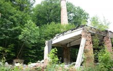 Фото 12: На будівлі колишнього заводу «Укрвино» знайшли панно, що визнають цінною пам’яткою радянського мистецтва