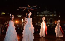 Фото 24: Відкриття Чемпіонату світу з шахів серед жінок завершила вулична вистава від театру «Воскресіння»