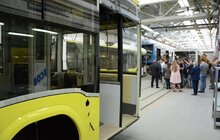 Фото 18: Мер Львова оглянув процес виготовлення тролейбусів «Електрон», які замовило місто