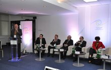 Фото 8: «Важливо, щоб усі наші напрацювання Уряд ввів у життя до 25 травня», - А.Садовий під час ІІ Форуму місцевого самоврядування