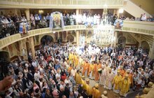 Фото 8: Митрополит Епіфаній очолив Літургію у одному із храмів Львова