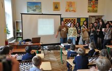 Фото 3: У школах Львова розпочали працювати шахові гуртки