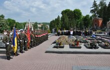Фото 1: Львів попрощався з Героєм