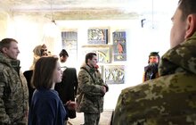 Фото 3: Військові, які лікуються у Львові, відвідали виставку «Памфірова Маланка. Кінолабораторія»