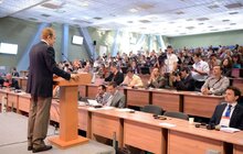 Фото 4: А.Садовий під час відкриття Першого Львівського медіафоруму: «Вільне місто Львів вітає вільних людей світу і медіа» 