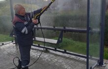 Фото 2: Комунальні служби проводять миття і дезінфекцію в місті