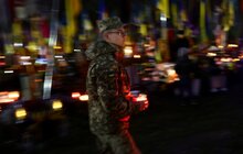 Фото 4: У Львові одночасно запалили лампадки на полях Почесних поховань воїнів
