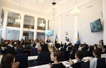 Фото 14: У Львові нагородили 230 учнів-волонтерів, що допомагали ЗСУ і переселенцям