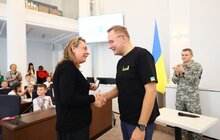 Фото 28: У Львові нагородили 230 учнів-волонтерів, що допомагали ЗСУ і переселенцям