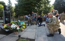 Фото 6: Мер Львова вшанував загиблих військовослужбовців десантно-штурмових військ