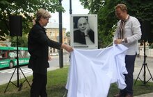 Фото 5: На пл. Яцека Куроня відкрили інформаційну таблицю в пам’ять про великого прихильника України