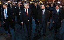 Фото 7: Делегація на чолі з Президентом проїхалась львівським електробусом