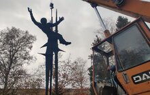 Фото 5: У Львові пам’ятник космонавтиці перенесуть до музею «Територія терору» (відео)