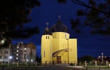 Фото 5: У Львові підсвітили ще один храм