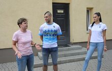 Фото 4: У Львові відомі спортсмени допомагали безпритульним тваринам