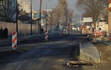 Фото 13: Реконструкція вул. Б. Хмельницького: на відрізку від вул. Механічної до вул. Олійної стелять нижній шар асфальту