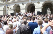 Фото 15: Майже 5 тис осіб прийшли на пл Ринок висловити свій спротив щодо сміттєвої блокади Львова