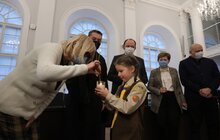 Фото 8: Львівські пластуни урочисто передали Вифлеємський вогонь миру місту