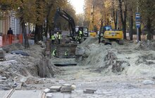 Фото 11: Реконструкція вул. С. Бандери: підрядник проводить заміну колектора