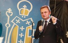 Фото 9: Мер Львова відвідав Фабрику Святого Миколая і залишив подарунки дітям