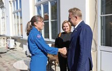 Фото 1: «Приємно бачити так багато людей — це означає, що місто живе», — американська астронавтка про Львів