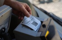 Фото 16: Від сьогодні проїзд на трьох міських маршрутах можна оплатити безготівково