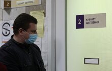 Фото 25: У Львові від Covid-19 уже вакцинують тих, хто забезпечує життєдіяльність міста