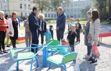 Фото 16: «Торік ми додатково відкрили понад 1 тис місць у садочках, цього року буде 700, наступного року — ще тисяча», — А. Садовий
