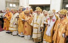 Фото 16: Глава УГКЦ Блаженніший Святослав у співслужінні з єпископами Синоду УГКЦ освятив унікальний храм Софії-Премудрості Божої