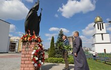 Фото 2: У Львові вшанували пам’ять Івана Павла ІІ біля пам`ятника на Сихові